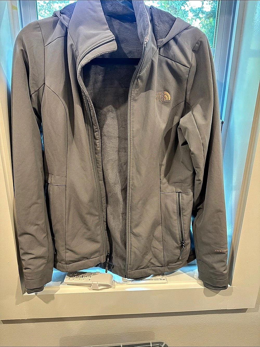 The North Face Women'Small Apex Bionic Hooded Jacket Gray Small